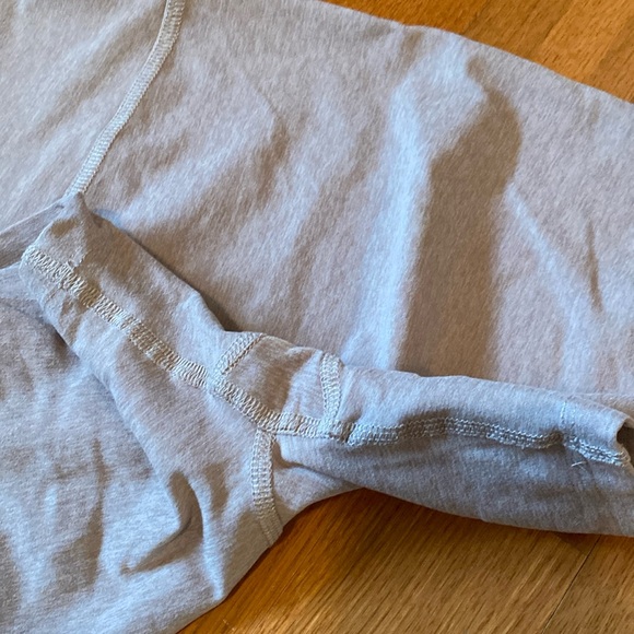 Beyond Yoga keep pace 4” bike short L - Picture 4 of 5